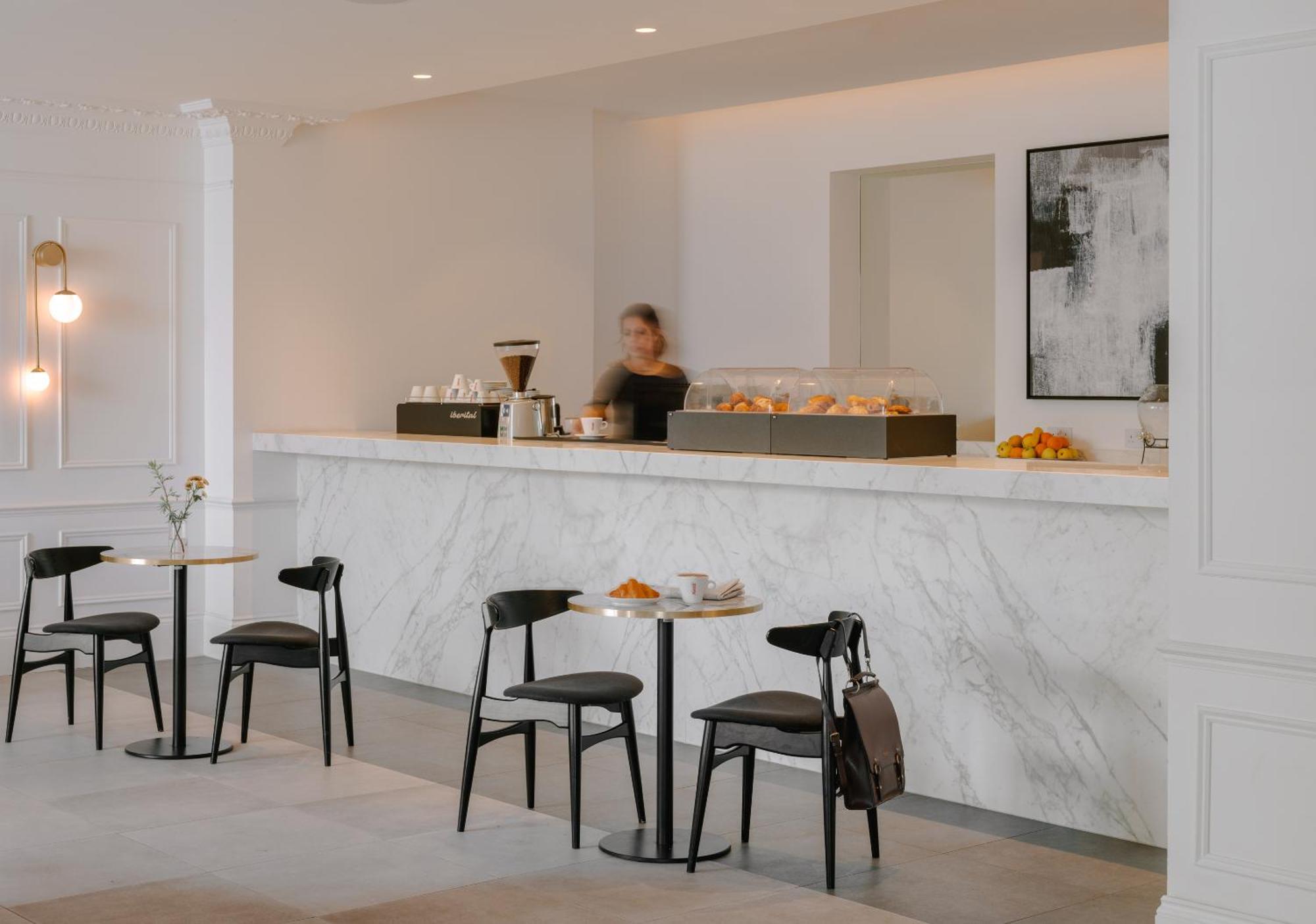 Sonder The Henry Hotel London Exterior photo