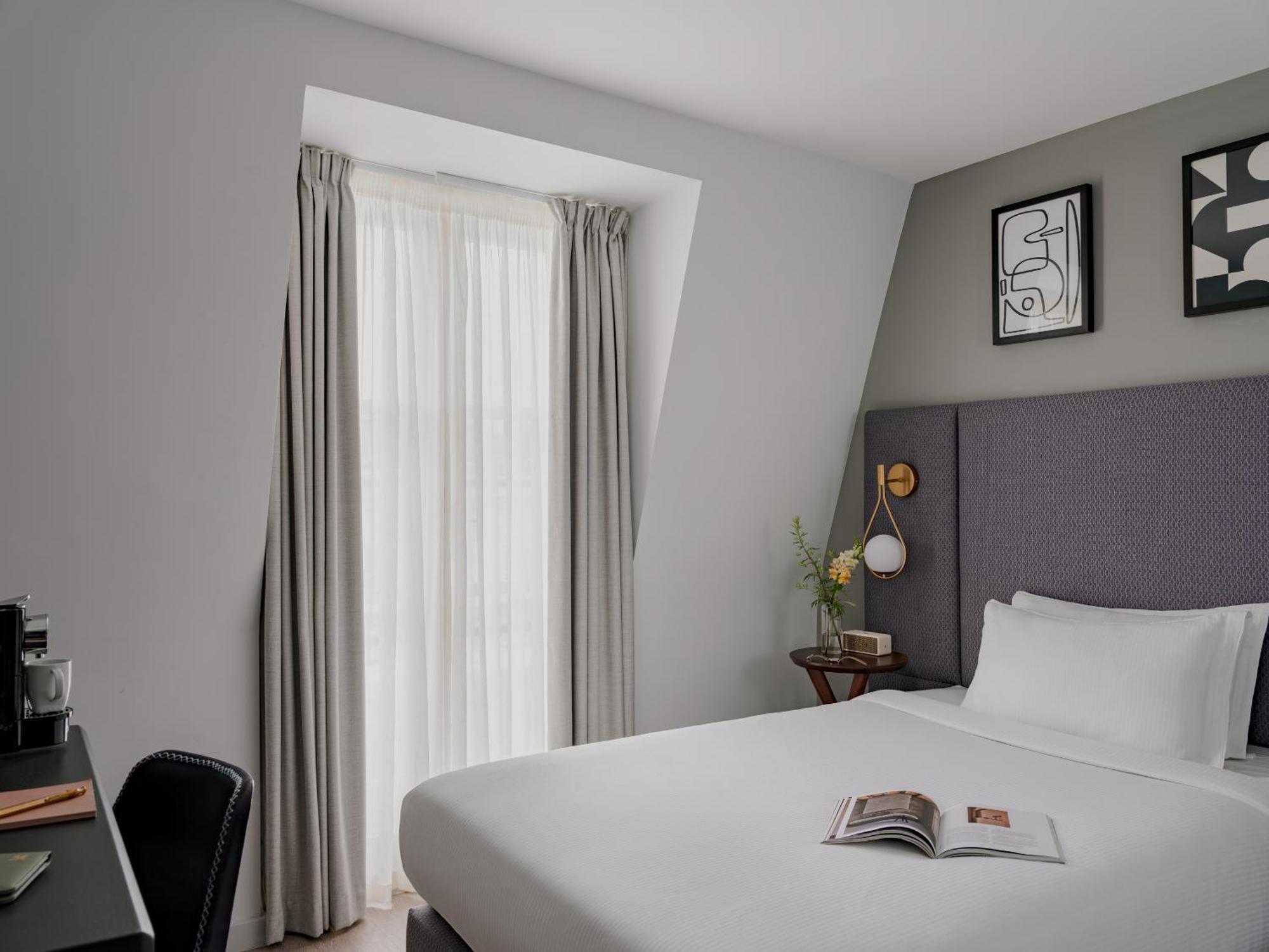 Sonder The Henry Hotel London Exterior photo