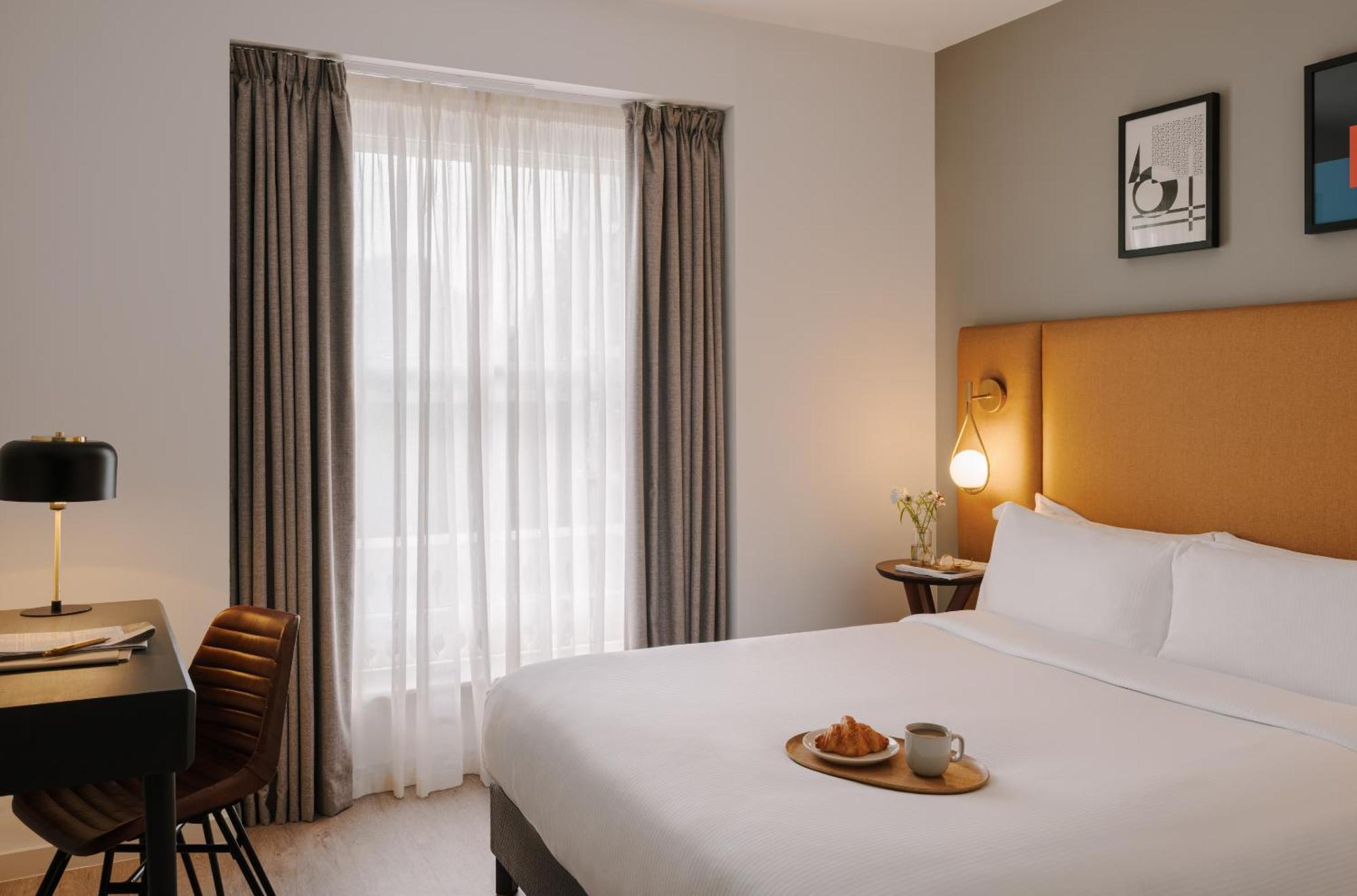 Sonder The Henry Hotel London Exterior photo