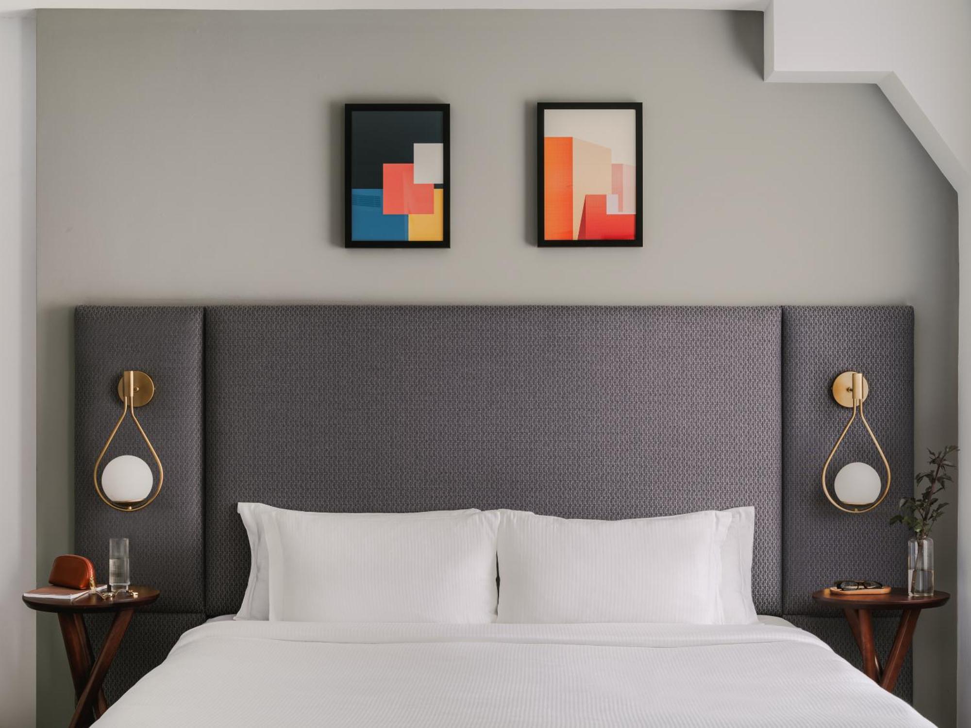 Sonder The Henry Hotel London Exterior photo